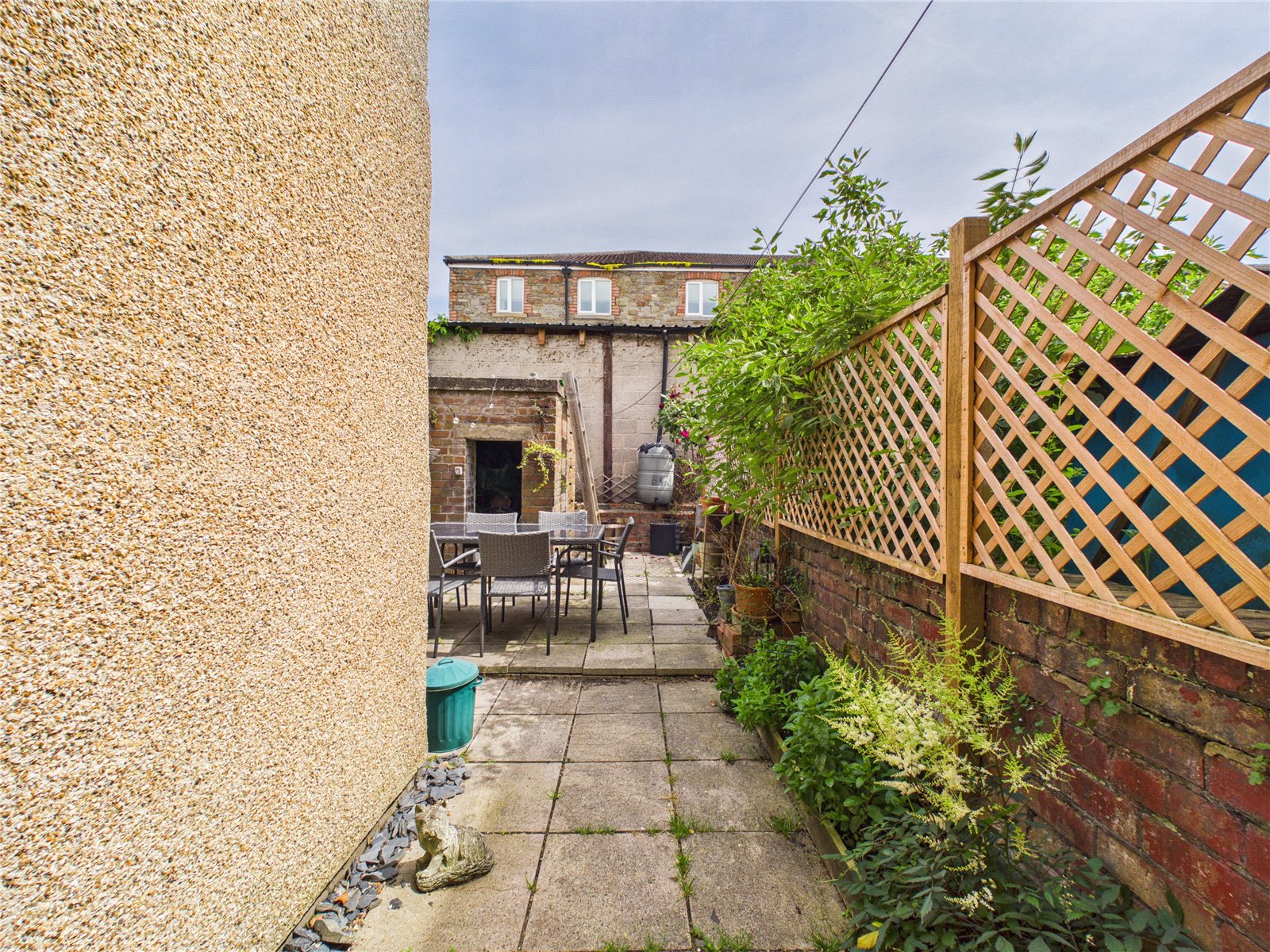 2 bedroom House for sale in Bristol