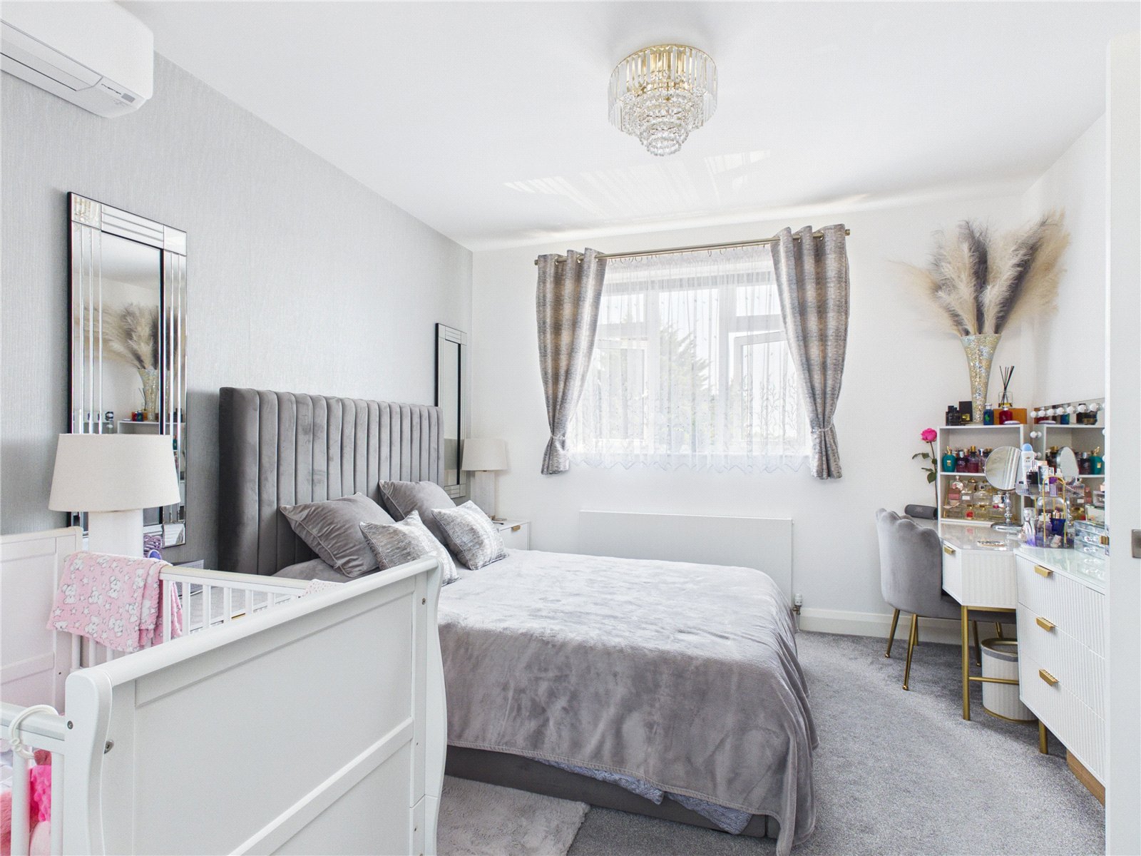 4 bedroom House for sale in Bristol