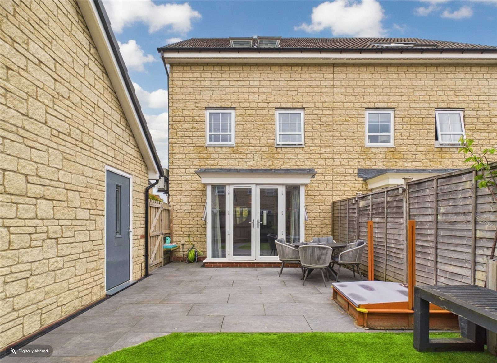 4 bedroom House for sale in Bristol