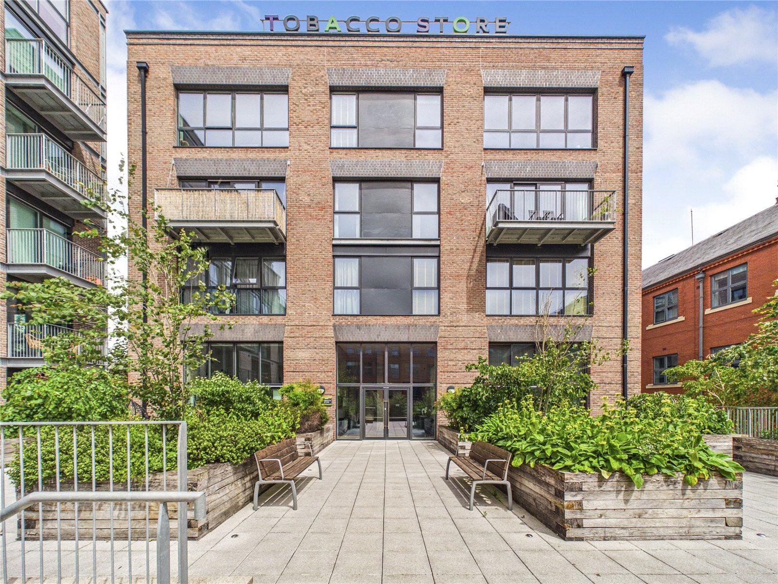 2 bedroom Flat for sale in Bristol