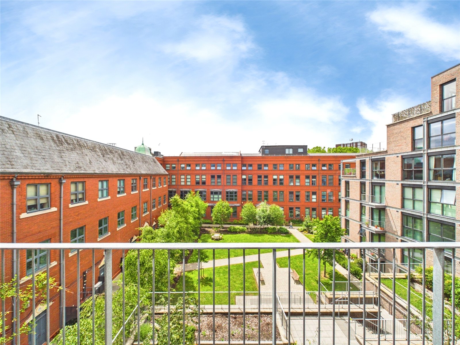 2 bedroom Flat for sale in Bristol