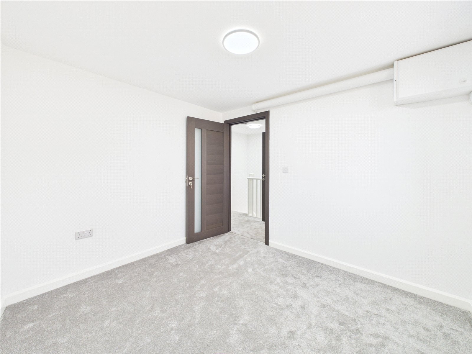 2 bedroom Flat for sale in Clifton View, Bedminster Down