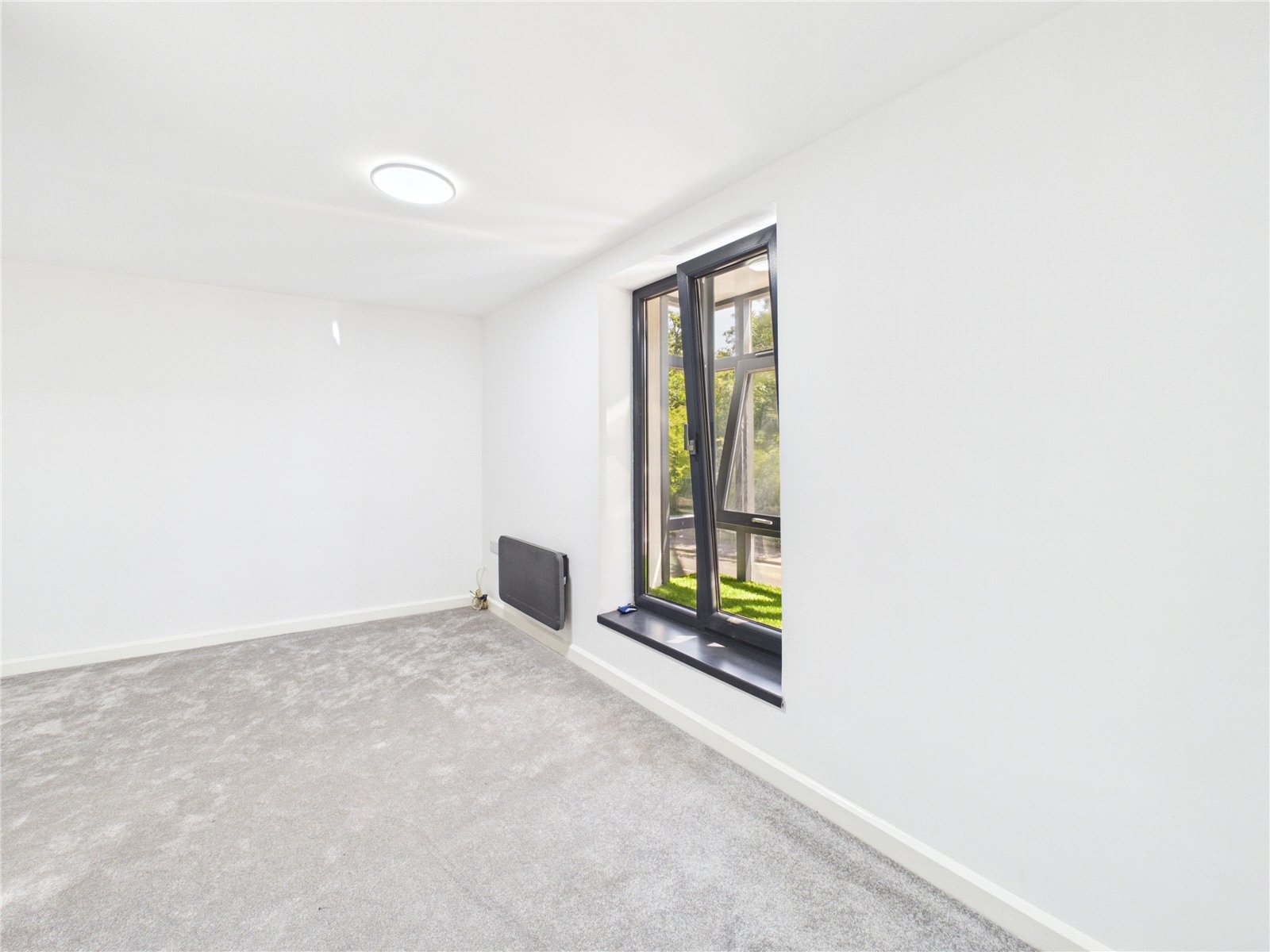 2 bedroom Flat for sale in Clifton View, Bedminster Down