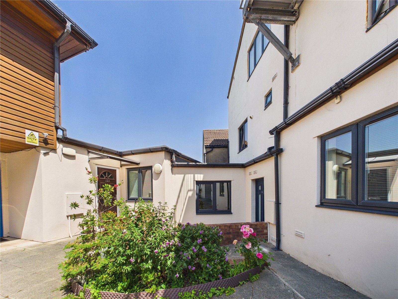 2 bedroom Flat for sale in Clifton View, Bedminster Down
