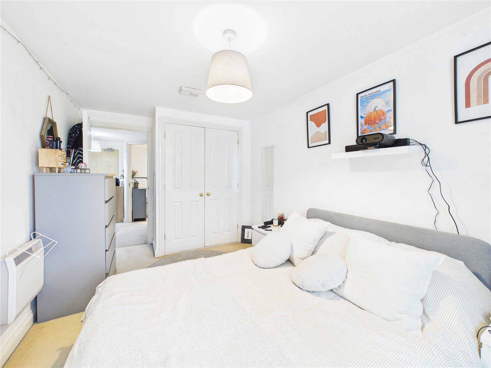2 bedroom Flat for sale in Squires Court, Bristol