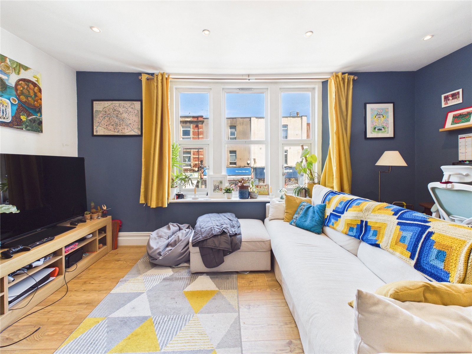 2 bedroom Flat for sale in North Street, Bristol