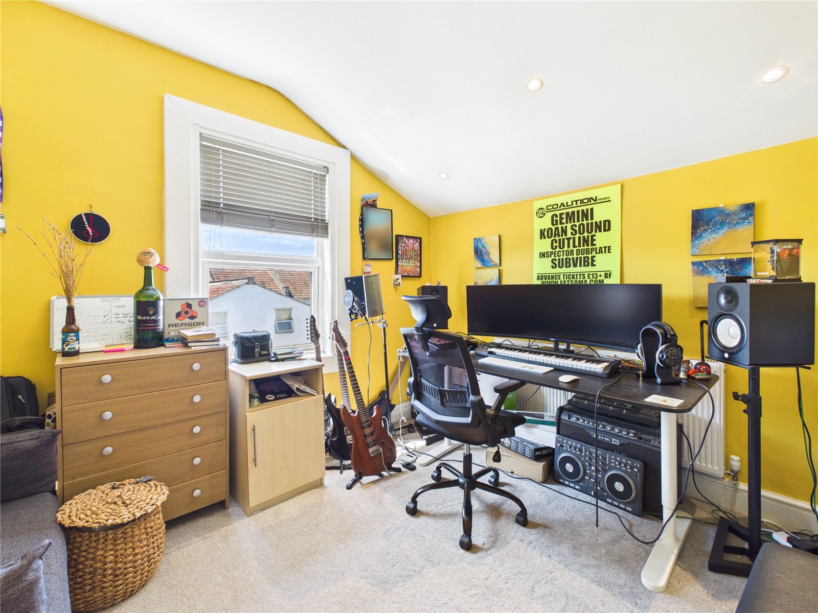 2 bedroom Flat for sale in North Street, Bristol