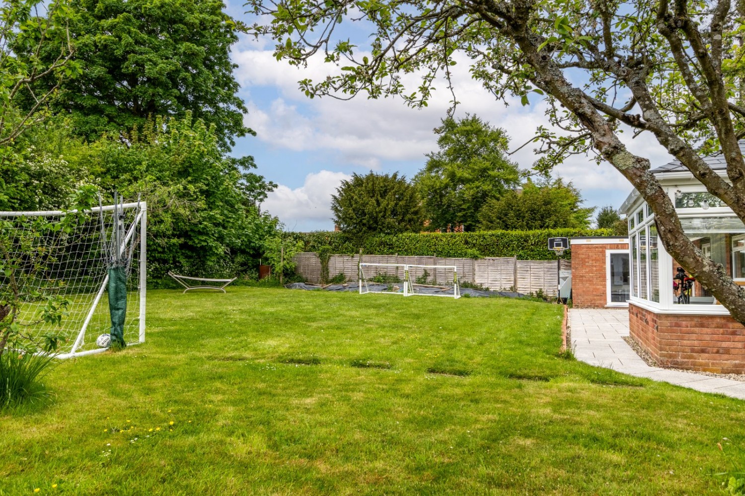 Crowle, Worcester, Worcestershire