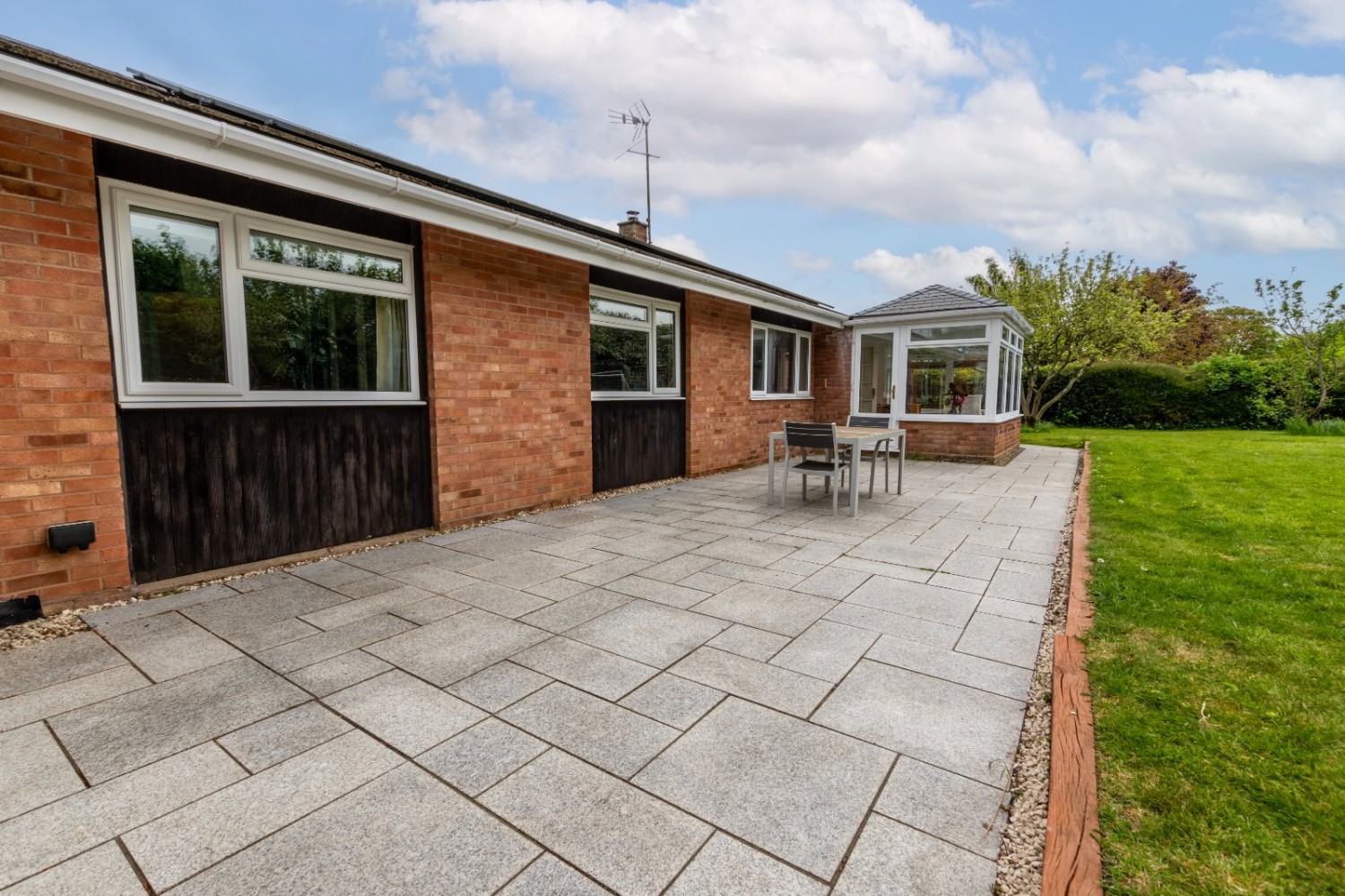 Crowle, Worcester, Worcestershire