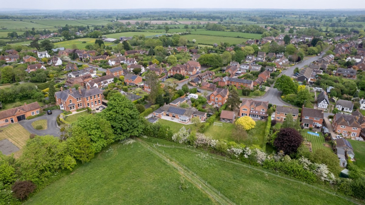 Crowle, Worcester, Worcestershire