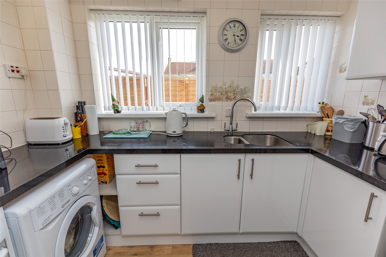 2 bedroom Flat for sale in Severn Beach, Bristol, Gloucestershire