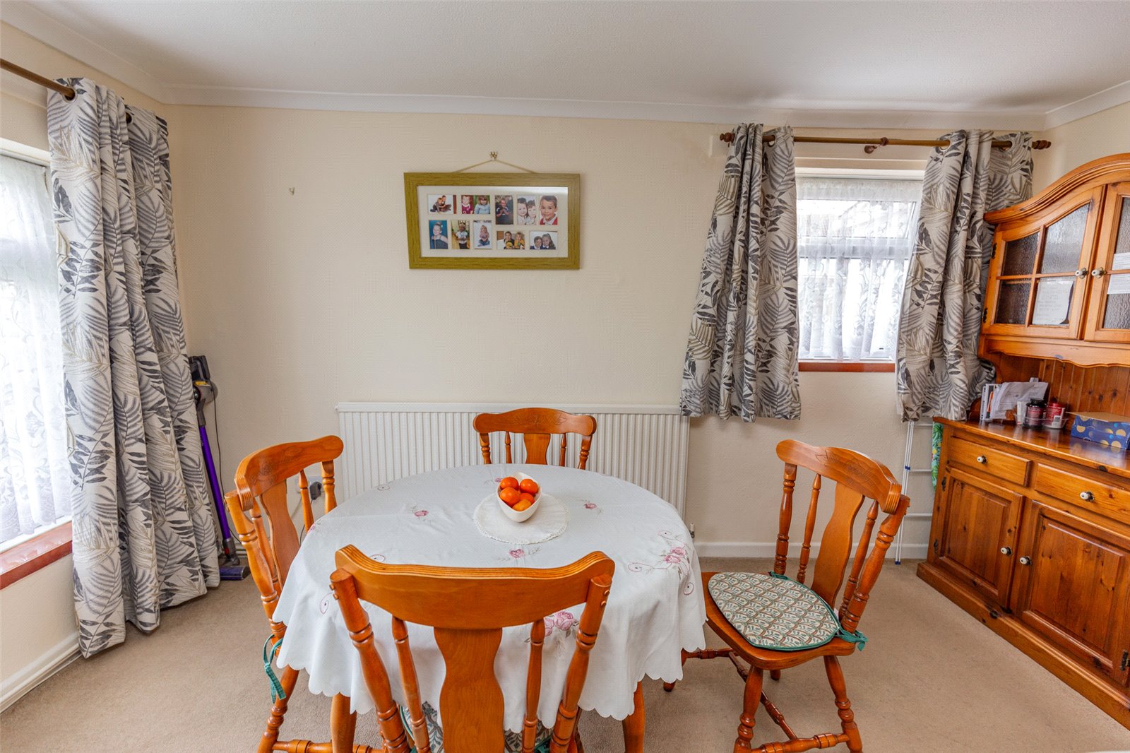 2 bedroom Flat for sale in Severn Beach, Bristol, Gloucestershire