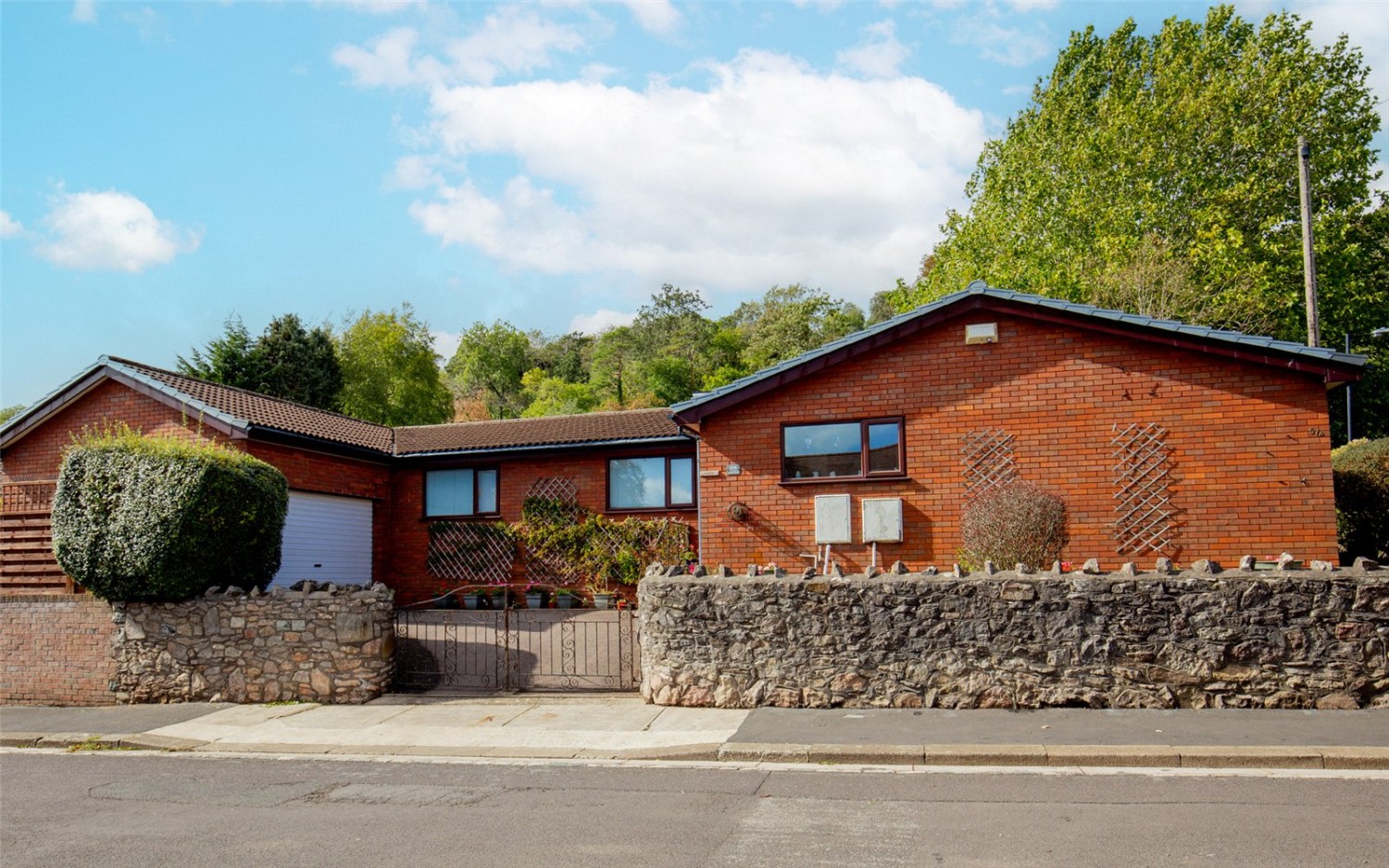 Coombe Dingle, Bristol