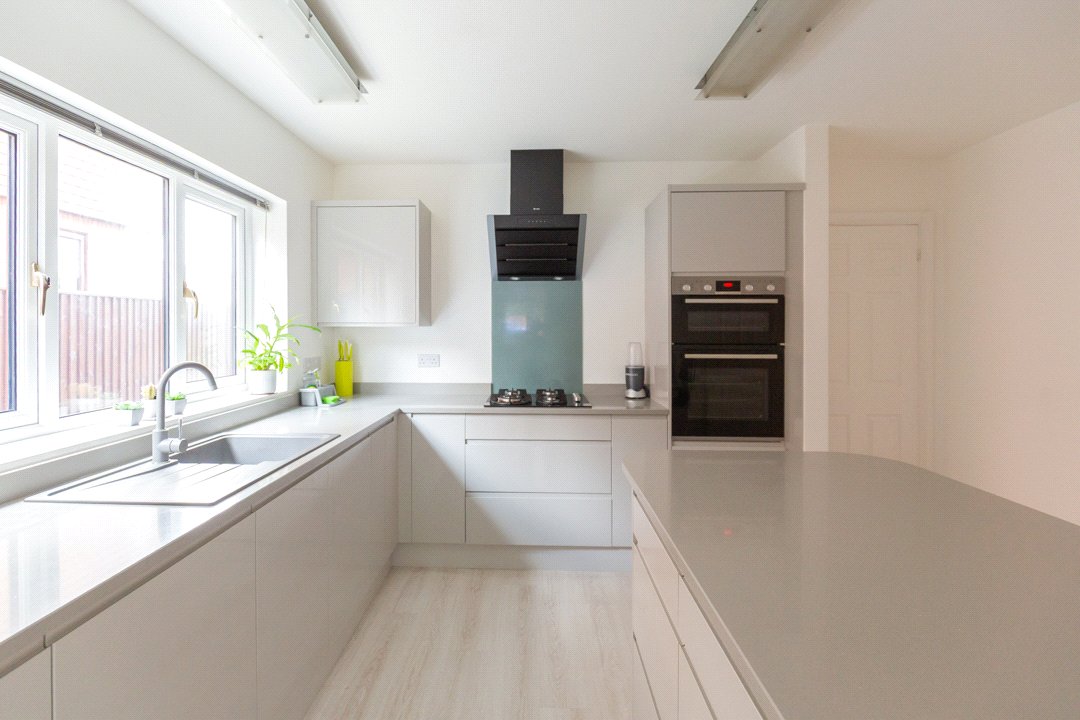 4 bedroom House for sale in Bristol