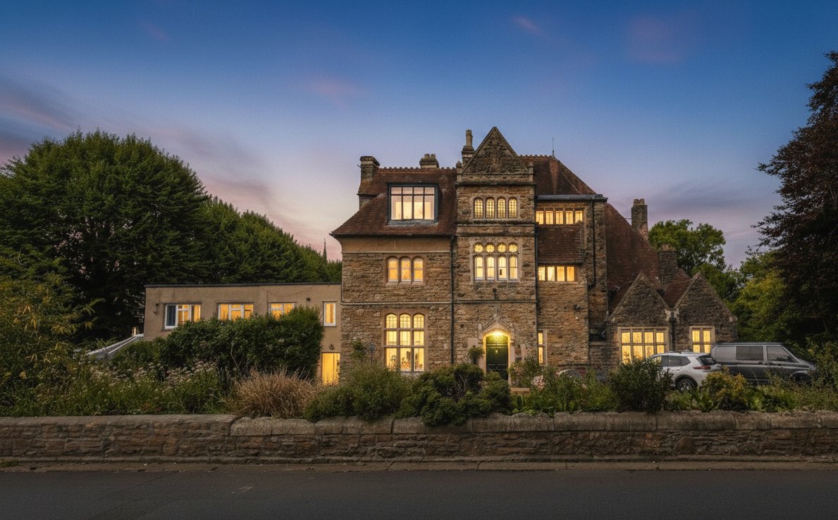 2 bedroom Flat for sale in Stoke Bishop, Bristol
