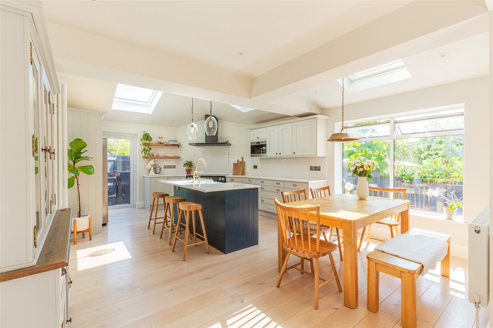 4 bedroom House for sale in Bristol