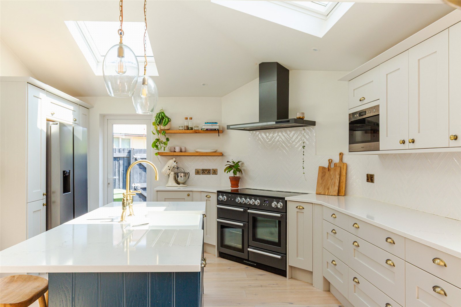 4 bedroom House for sale in Bristol