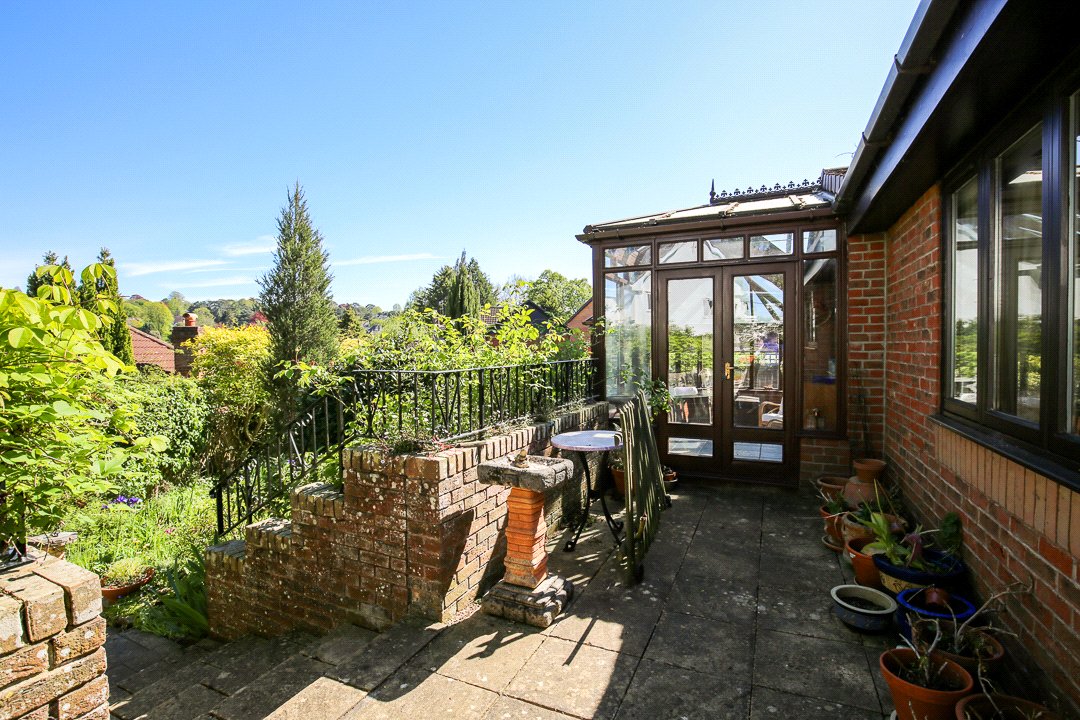 4 bedroom Bungalow for sale in Bristol