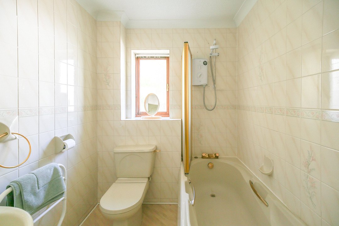 4 bedroom Bungalow for sale in Bristol