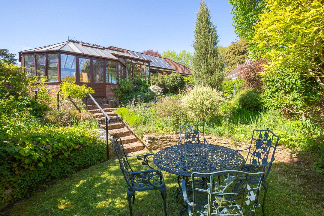 4 bedroom Bungalow for sale in Bristol