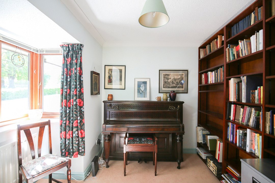 4 bedroom Bungalow for sale in Bristol
