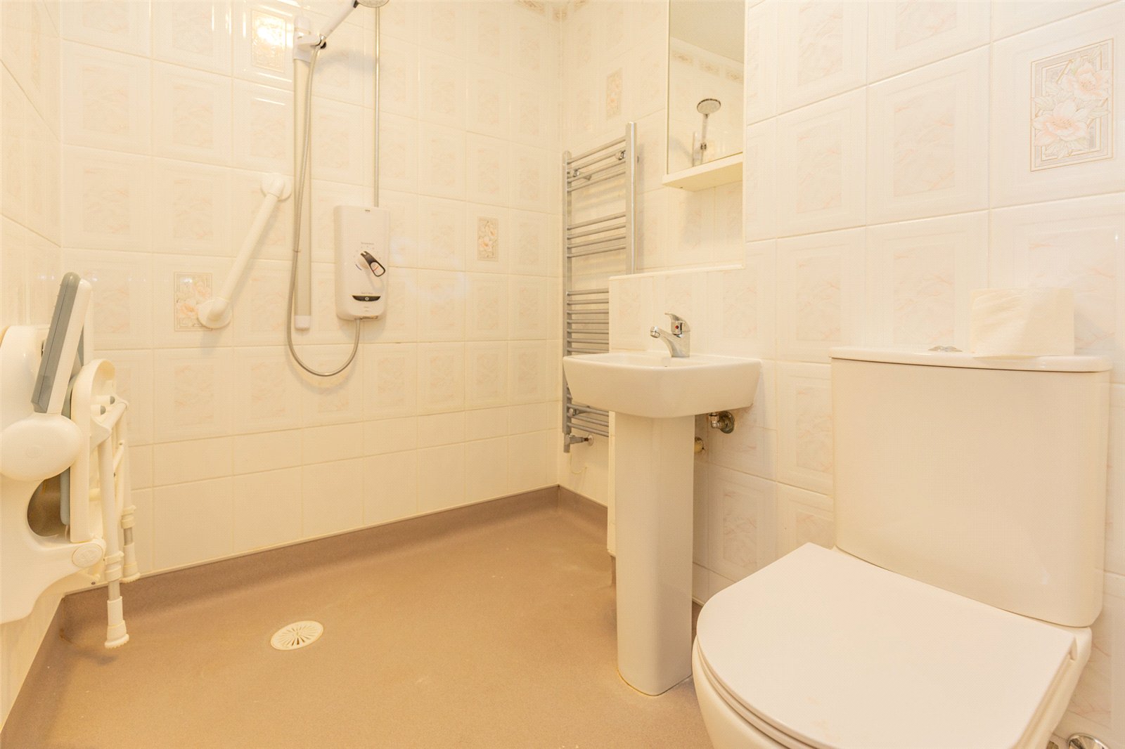 6 bedroom House for sale in Bristol