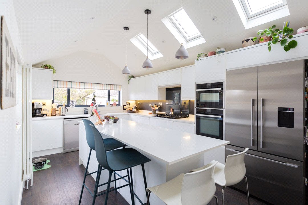 4 bedroom House for sale in Bristol