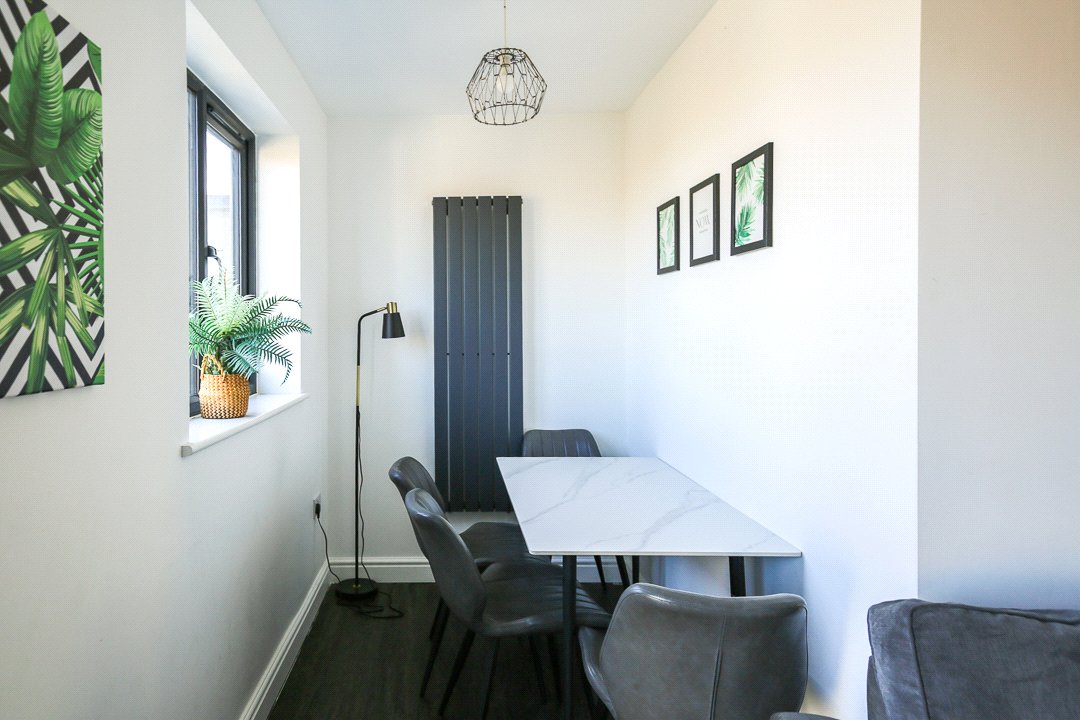 2 bedroom Flat for sale in Bristol