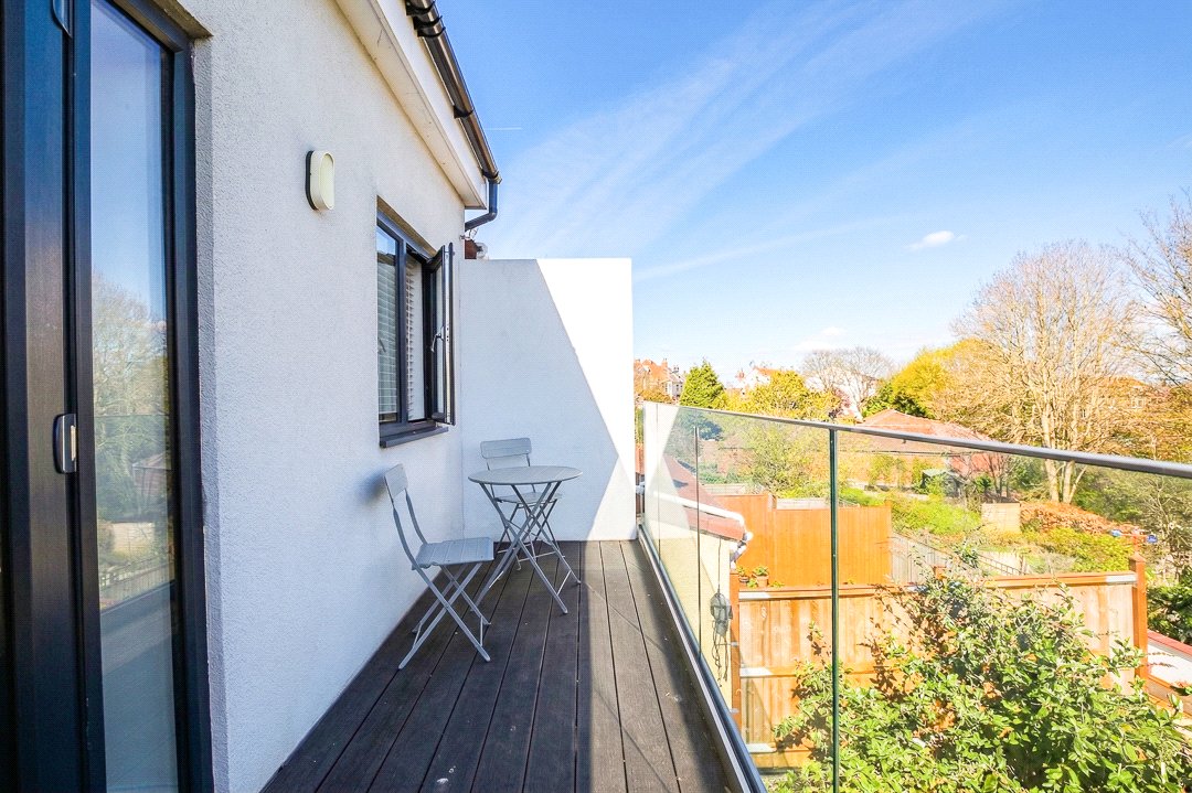 2 bedroom Flat for sale in Bristol