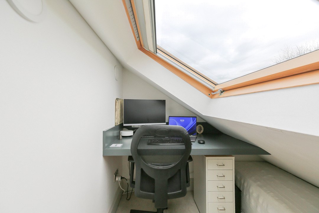 4 bedroom House for sale in Bristol