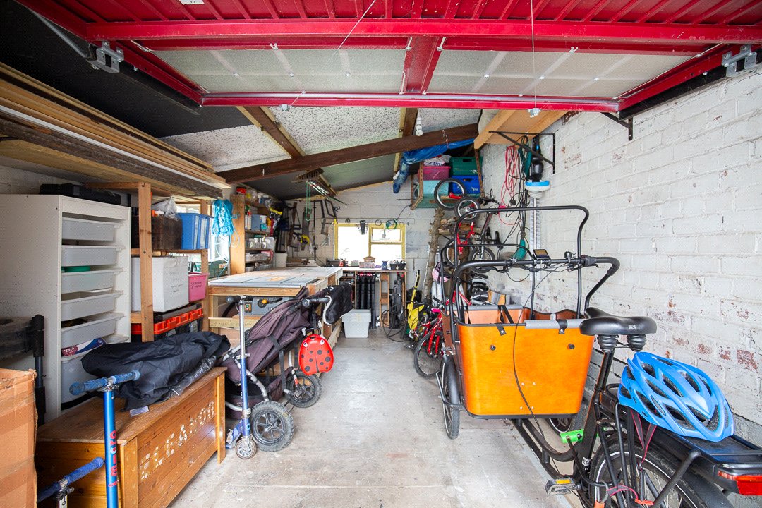 4 bedroom House for sale in Bristol