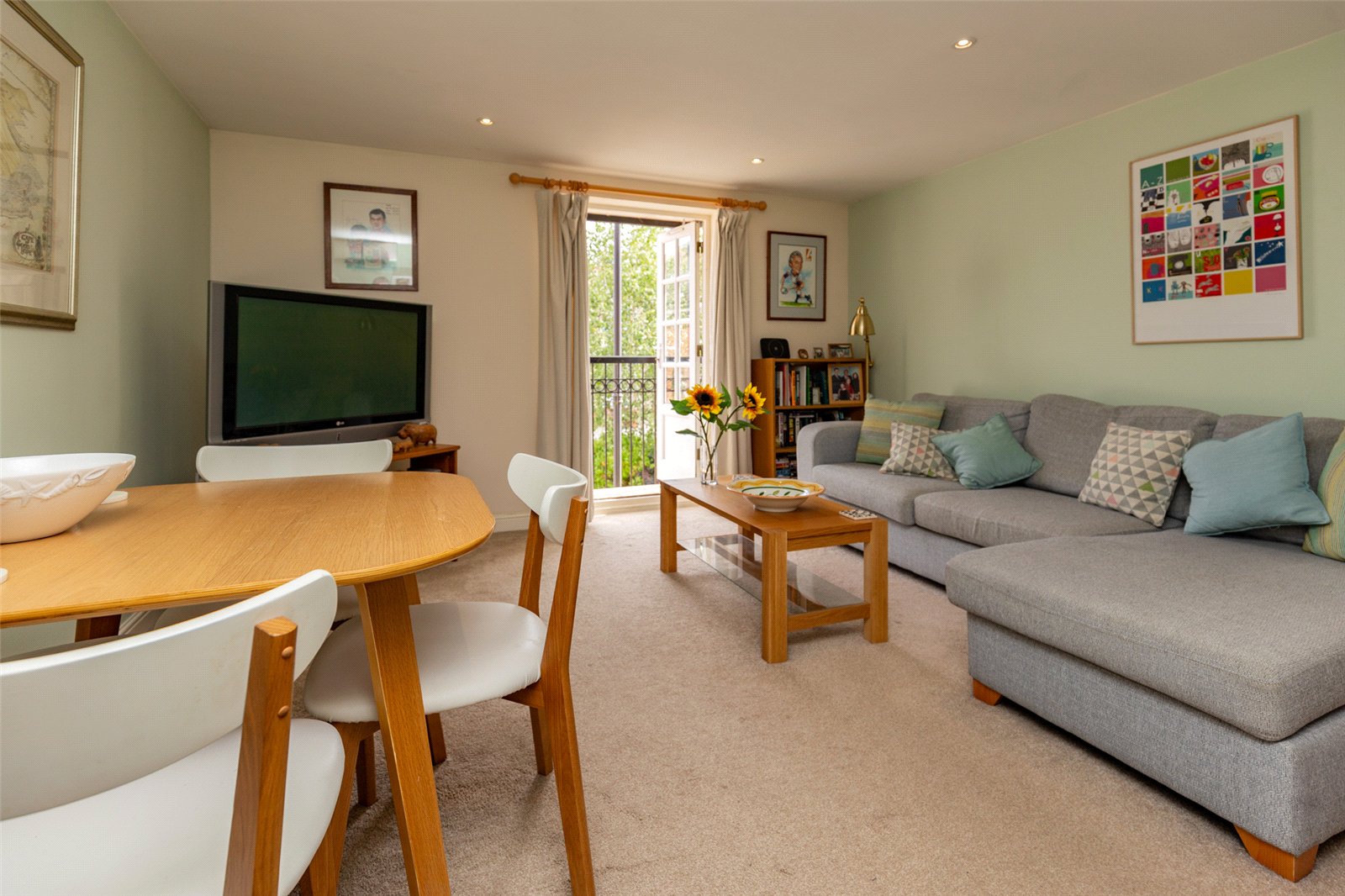 2 bedroom Flat for sale in Bristol