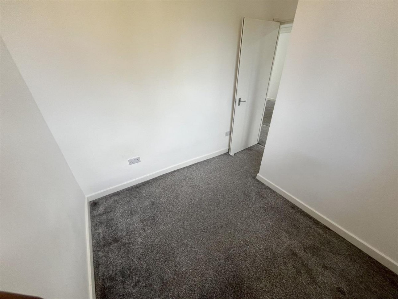Lindisfarne Road, Dagenham