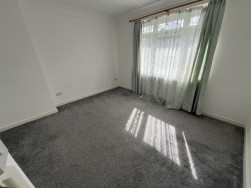 Lindisfarne Road, Dagenham