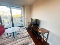Flat , Avalon Point Silvocea Way, London