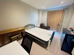Flat , Avalon Point Silvocea Way, London