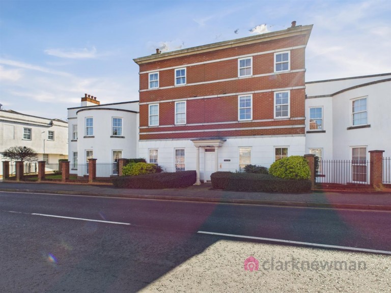 Brummell Place, Old Harlow, CM17