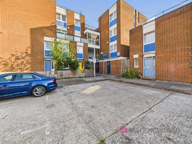 Diamond House, 380 Roman Road, London, E3