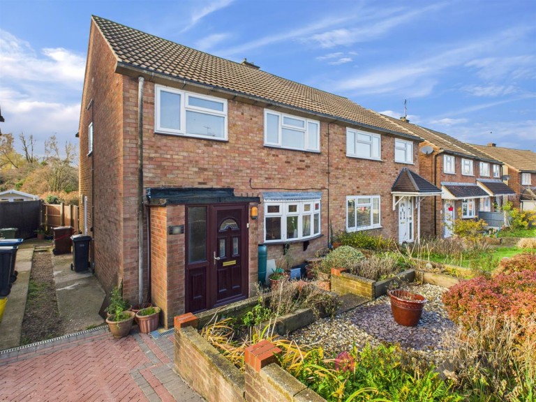 Latton Green, Harlow, CM19