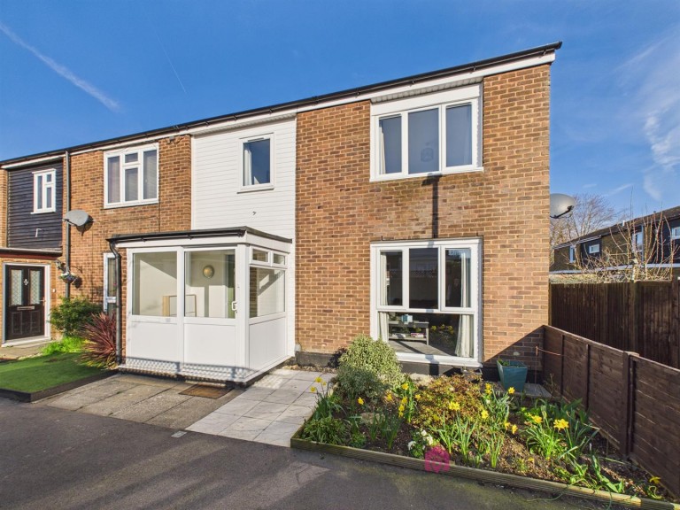 The Maples, Harlow, CM19