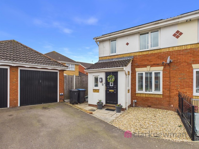 Heathcote Gardens, Church Langley, Harlow, CM17