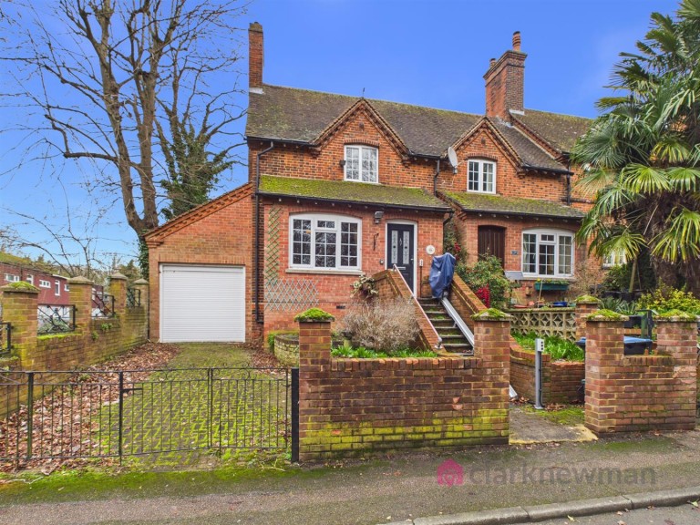 Park Hill, Old Harlow, CM17