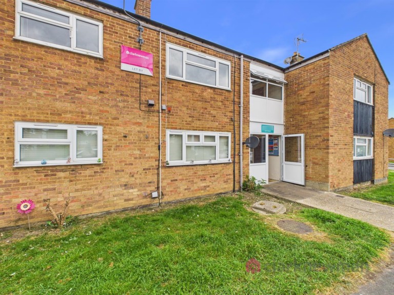 Barn Mead, Harlow, CM18