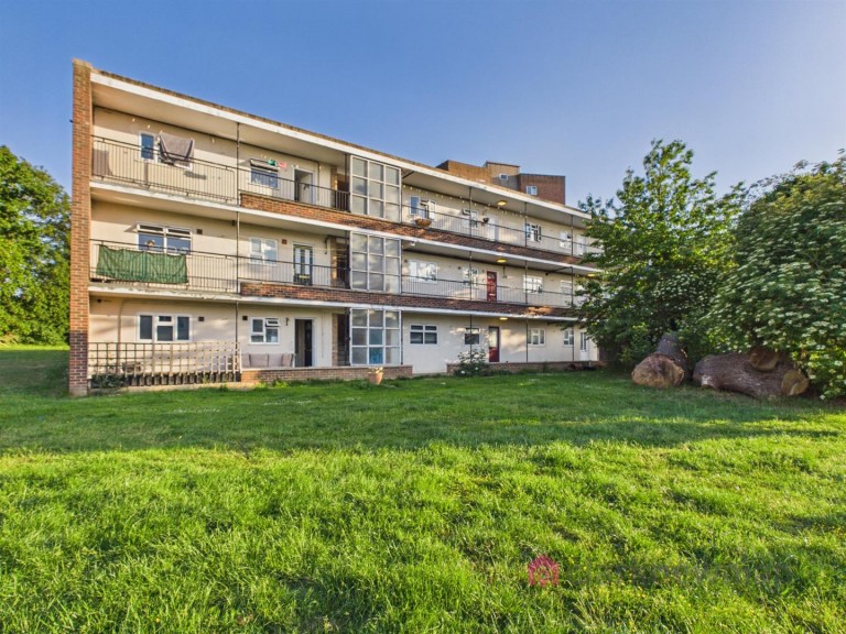 The Lawn, Harlow, CM20