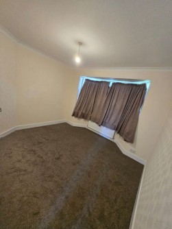 Kelston Road, Barkingside