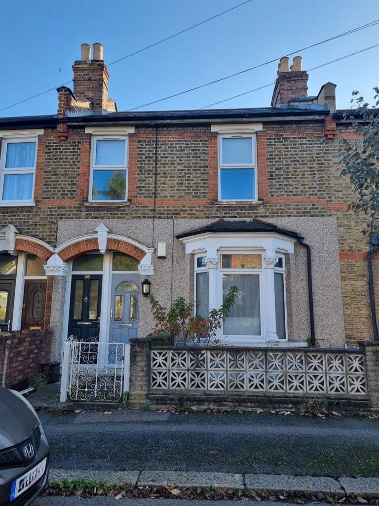 Hove Avenue, Walthamstow, E17
