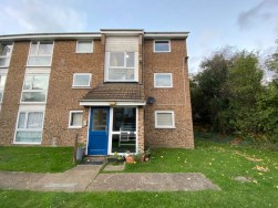 Dellow Close, Newbury Park