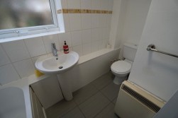 Dellow Close, Newbury Park