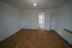 Dellow Close, Newbury Park