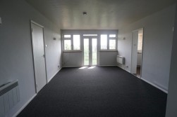 Glebelands Avenue, Newbury Park